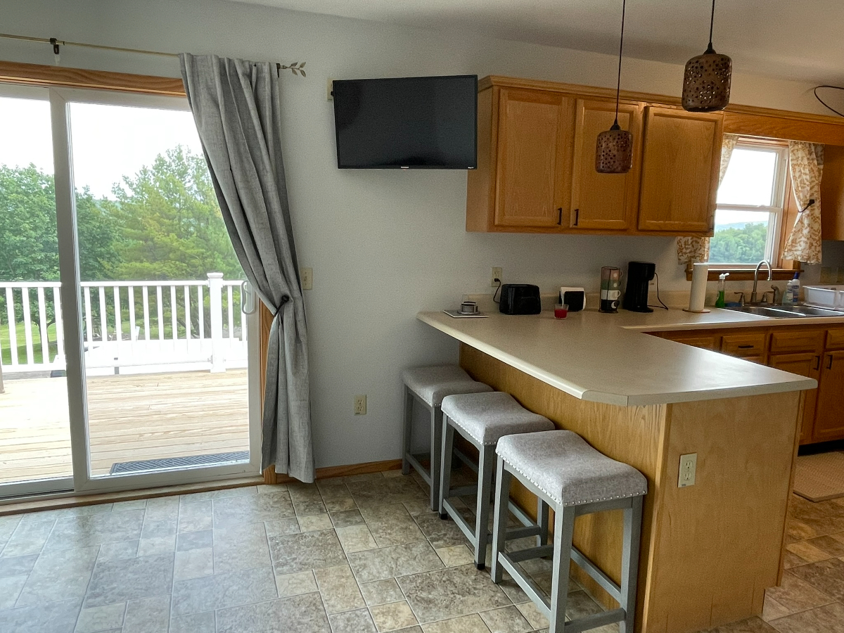 Chalet in Cooperstown near Bassett - Photo 7