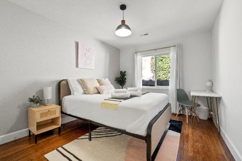 Complete Remodeled Duplex 2 Bedroom Units Near... - Photo 4