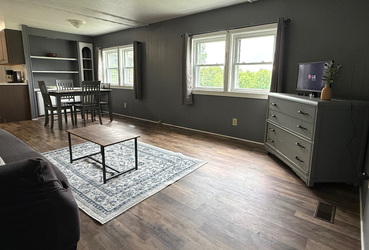 Peaceful Central Vermont Home - Photo 4