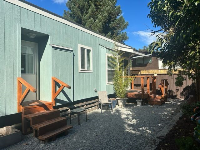 Luxury & Privacy | All-Inclusive 1BR Guest House located in Scotts Valley - Photo 6