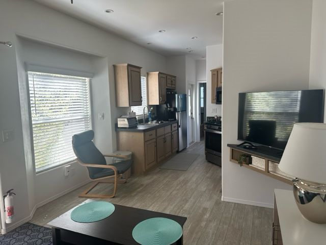 Luxury & Privacy | All-Inclusive 1BR Guest House located in Scotts Valley - Photo 3