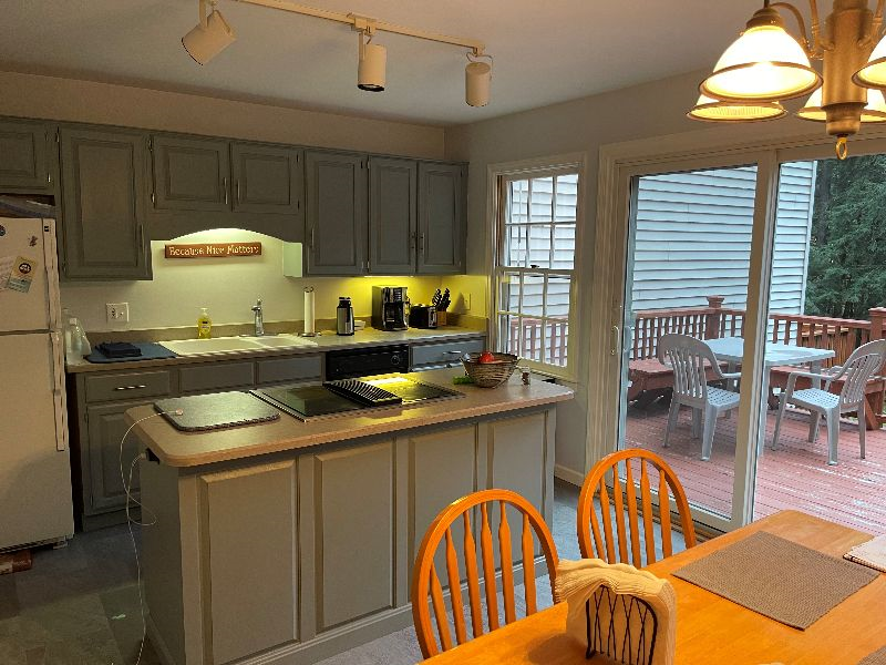 Fully Furnished Winter Rental Close to Dartmouth - Photo 2