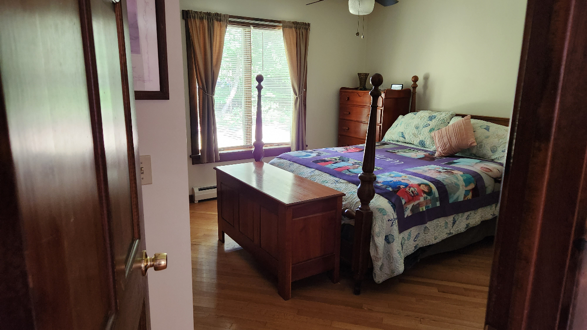 Beautiful Vermont Home - Photo 11