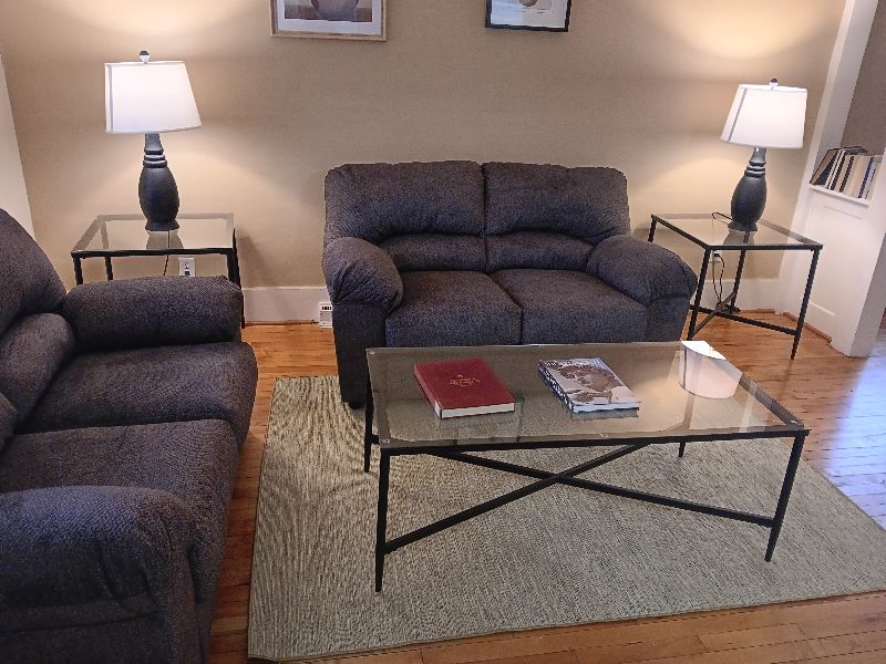 Quiet Newly Furnished Newly Painted 3 Bedroom in Utica NY