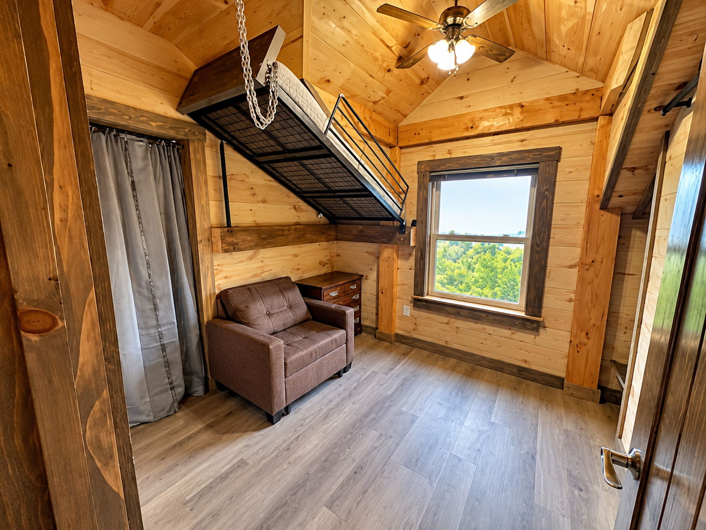 Experience Rustic Charm and Modern Comfort in this Brand New 3-Bedroom House Overlooking Crystal Lak - Photo 11