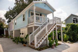 Tree Top Cottage in Castle Street District - Photo 12
