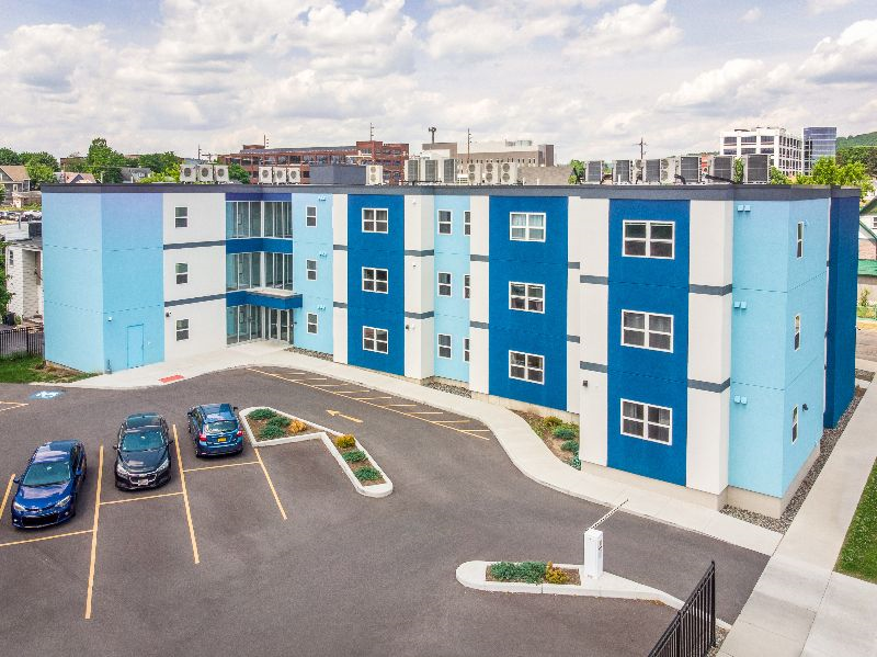Near UHS-Wilson and Lourdes Luxury Apartment! (3 Bed / 3 Bath) - Photo 2