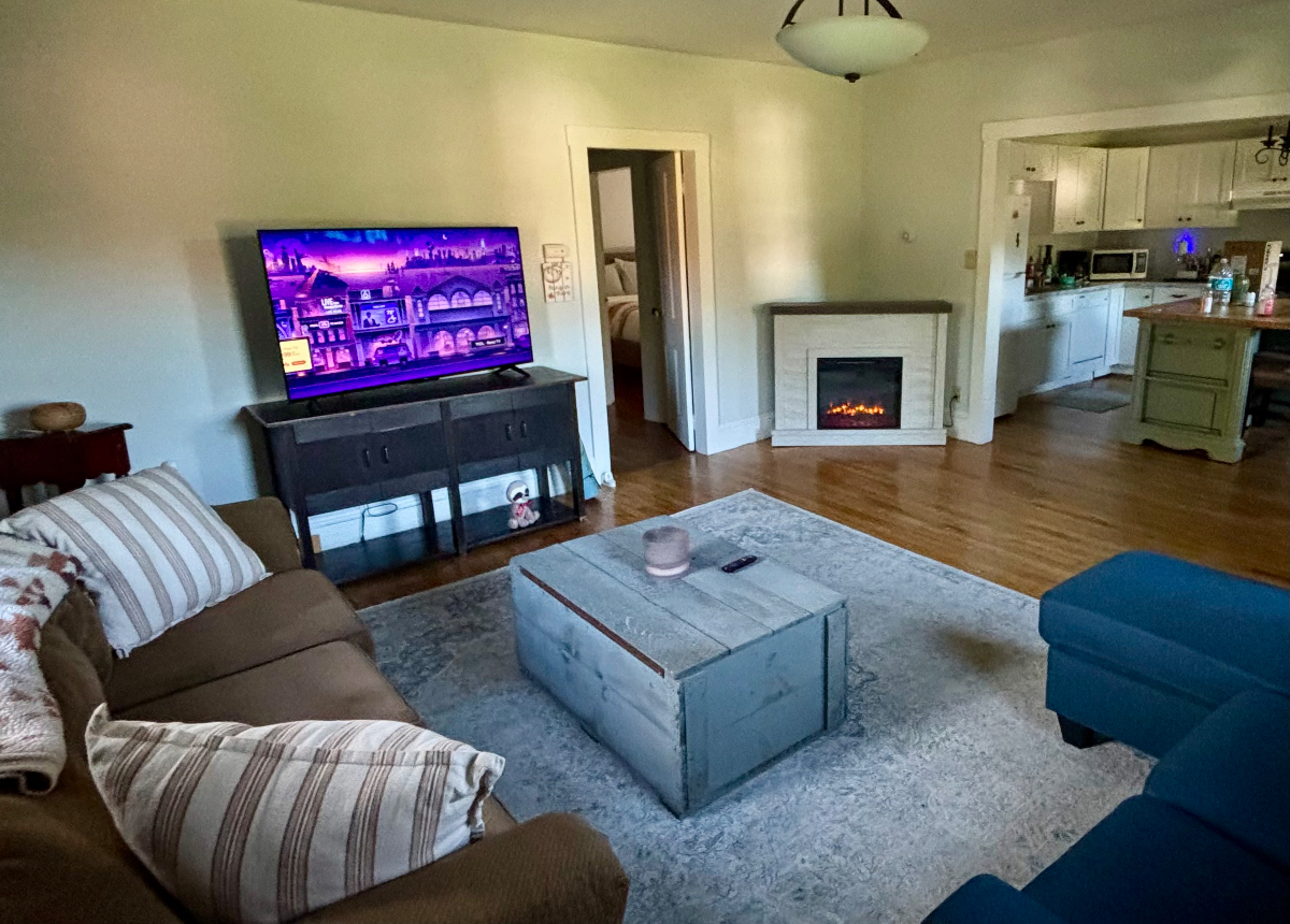 One / two bedroom apartment in historic house - Photo 1