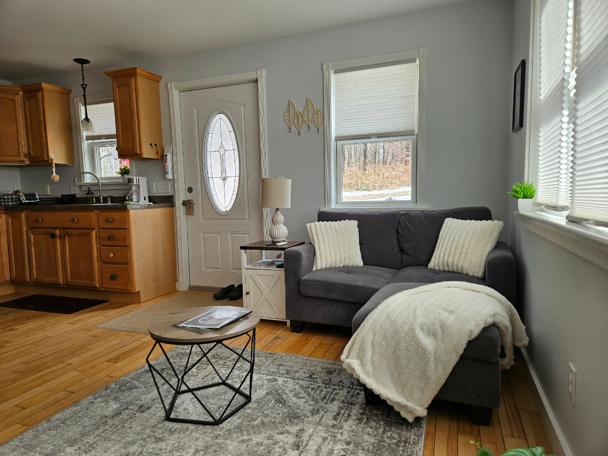 Vermont Cottage - Photo 5