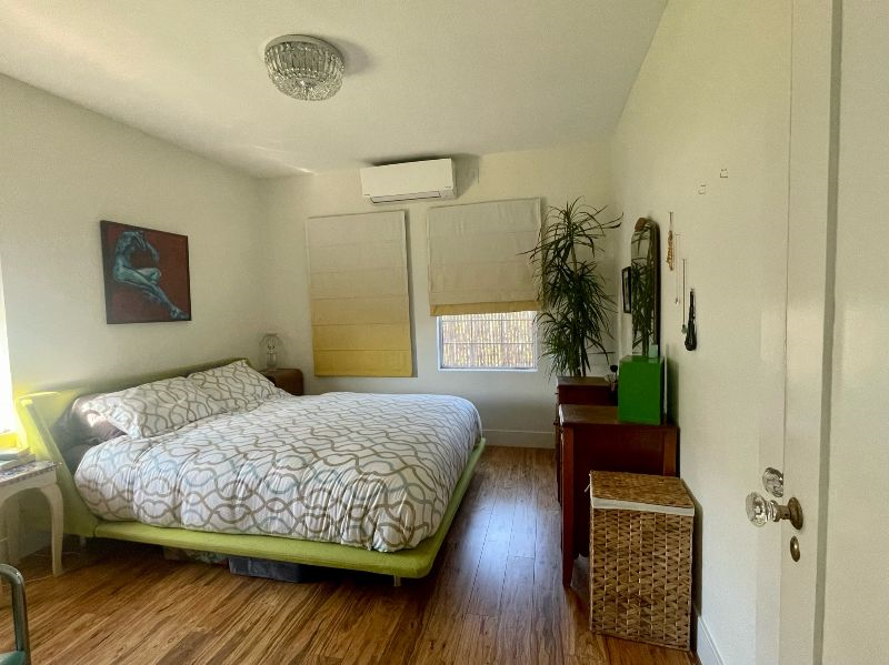 MidCity Refuge with Office, W/D and Onsite Parking - Photo 3