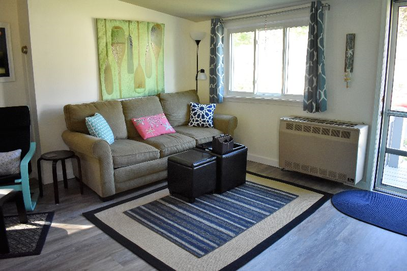 The Cottage by Canandaigua Lake - Photo 3