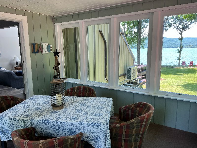 Waterfront 3 bd house  on Lake Champlain near Middlebury VT- winter season rental - Photo 9