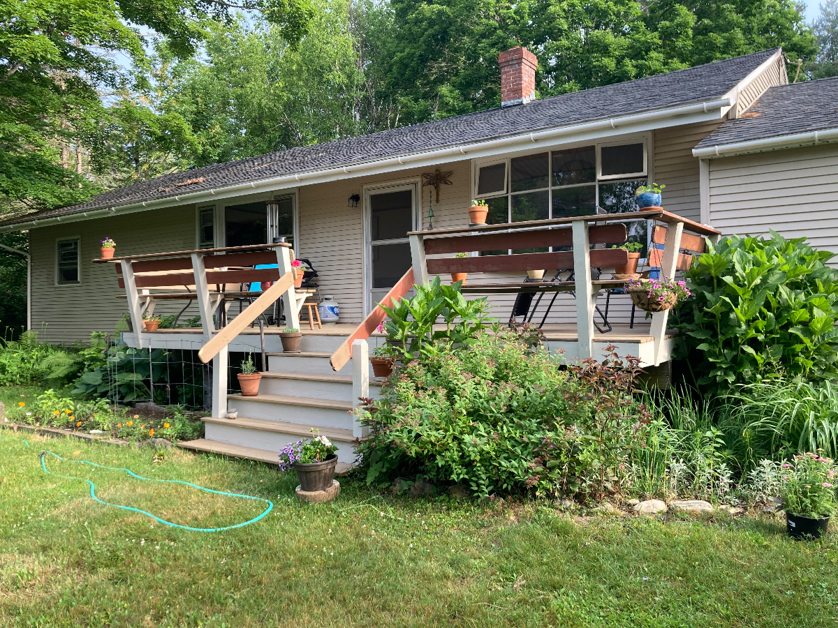 Comfortable Vermont Home - Photo 10