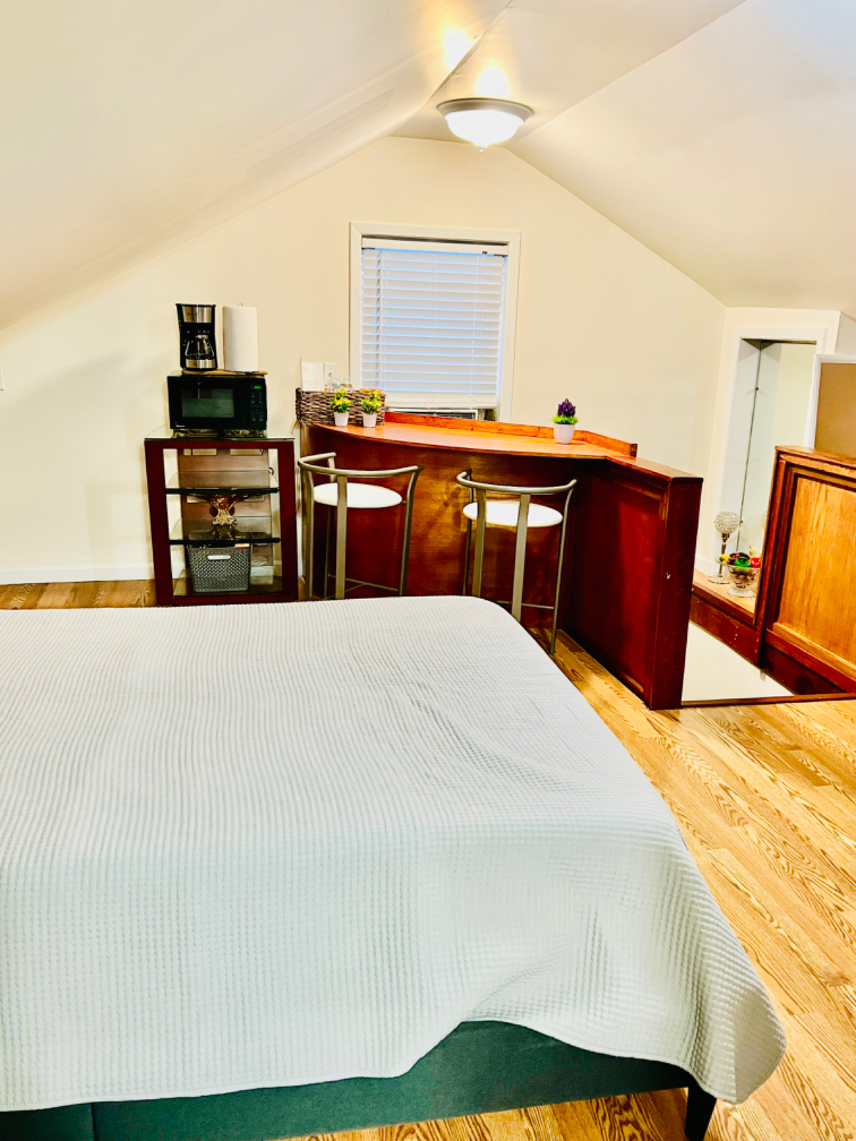 Private Garden Furnished  Room with private bathro - Photo 6