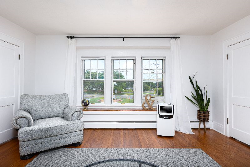 Luxurious Spacious Apt minutes to hospitals - Photo 8