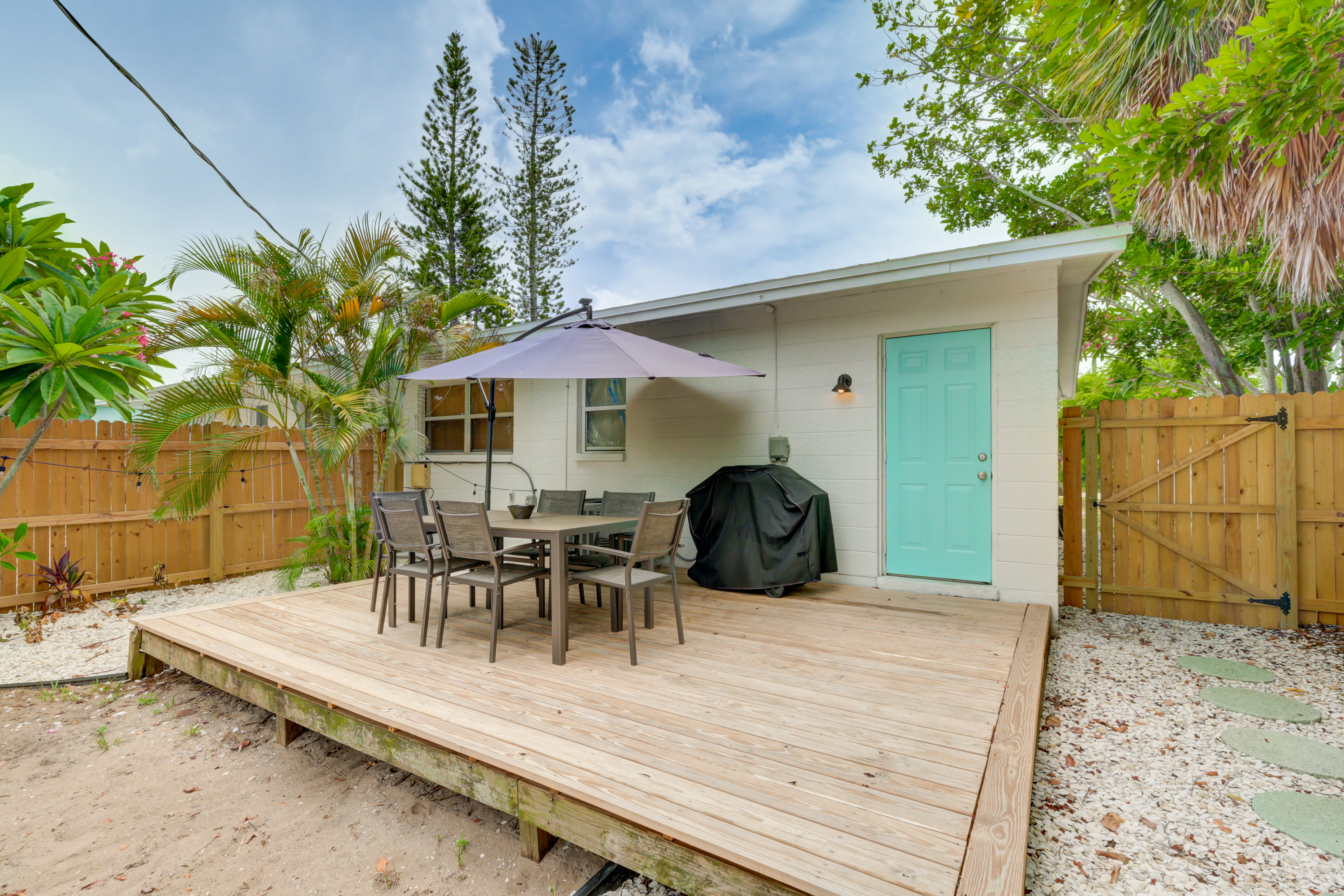 Furnished Home HCA FL Blake and IMG - Photo 8