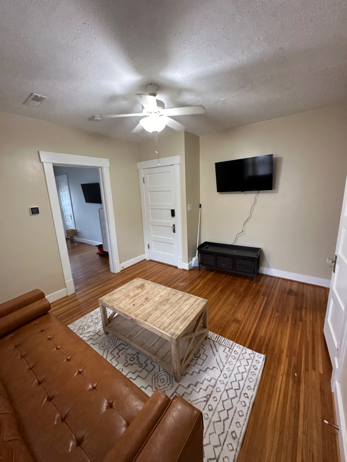 Centrally Located Beechmont Beauty - Photo 10