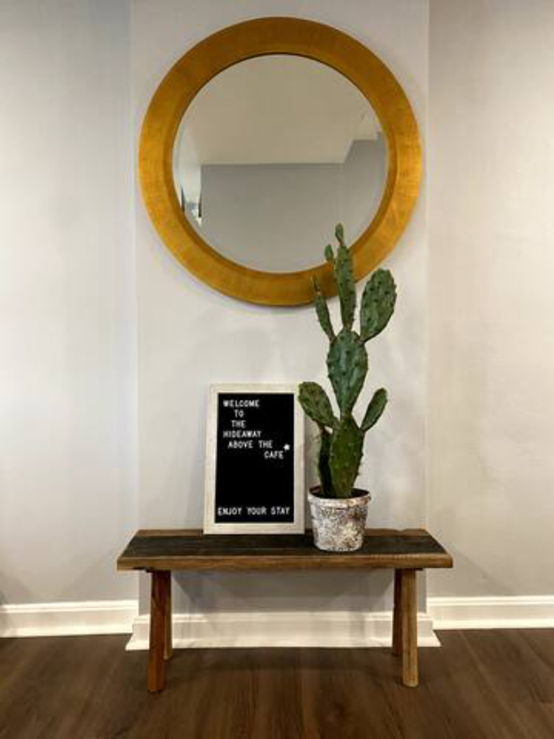 The Hideaway Above the Cafe - Photo 6