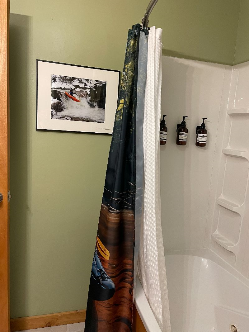 Your Appalachian Haven Hot Tub King Bed Fast Wifi - Photo 12