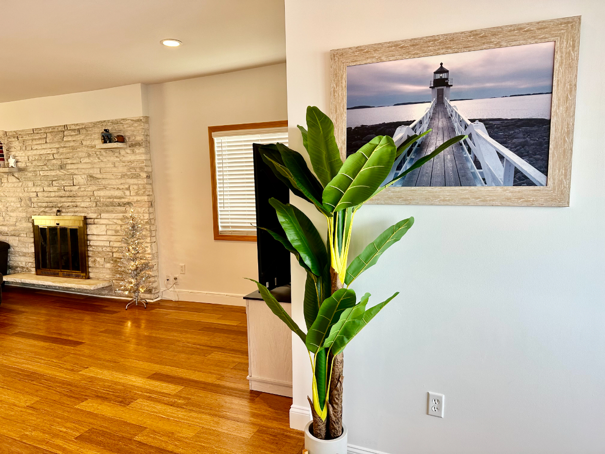 Experience Lakefront Luxury and Serenity in Rochester l Private Beach Resort with Charming Historic  - Photo 11