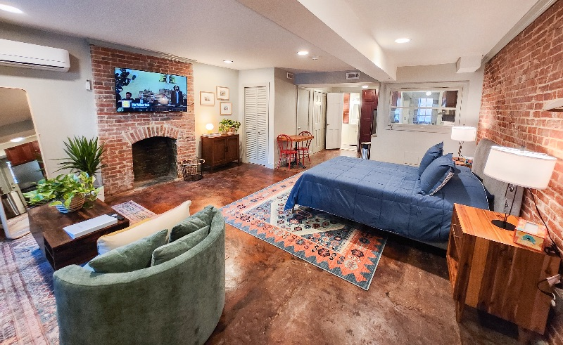 Beautiful Bloomingdale Apartment Close to... - Photo 1