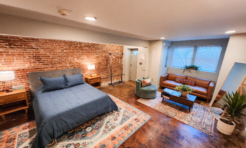 Beautiful Bloomingdale Apartment Close to... - Photo 3