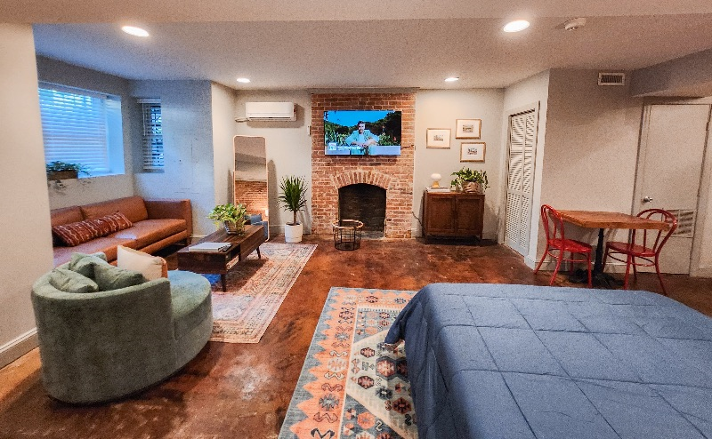 Beautiful Bloomingdale Apartment Close to... - Photo 4