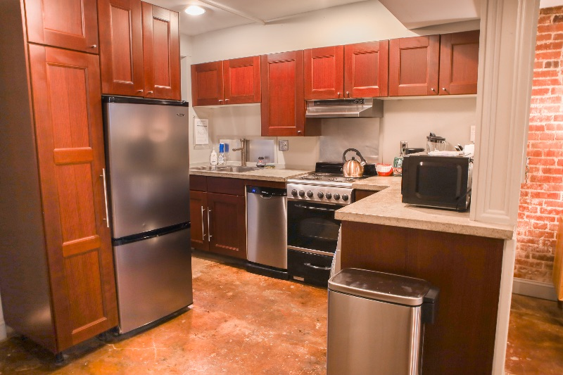 Beautiful Bloomingdale  Apartment Close to... - Photo 10