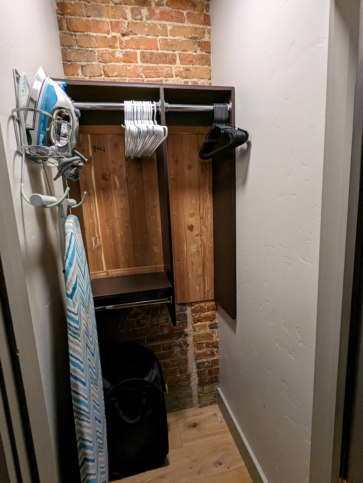 Renovated Carriage House in Downtown Boise - Fully Furnished - Photo 12