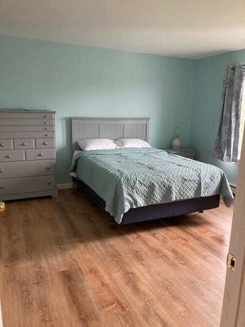 Large Master Bedroom w/ ensuite Bathroom - Photo 6