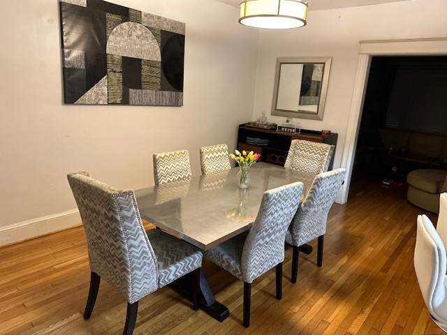 SPACIOUS Rowhome conveniently located on main thoroughfare - Photo 12