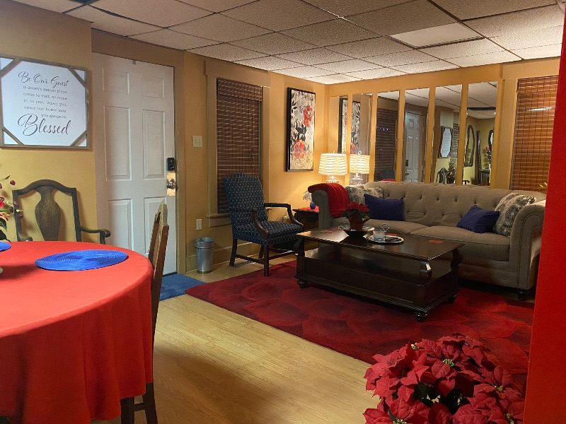 Annies Abode / Your Home Away From Home - Photo 1
