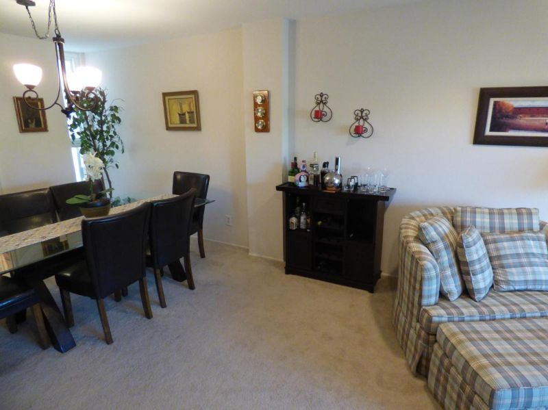 Beautiful 2be/2ba on Golf Course - Photo 3