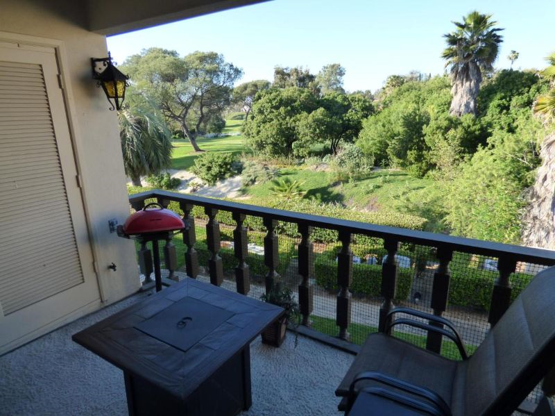 Beautiful 2be/2ba on Golf Course - Photo 1