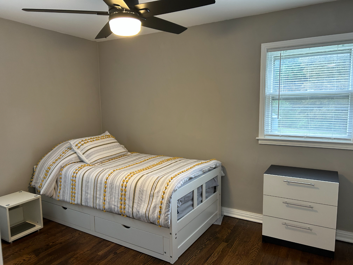 Home Away for Traveling Professionals - Photo 11