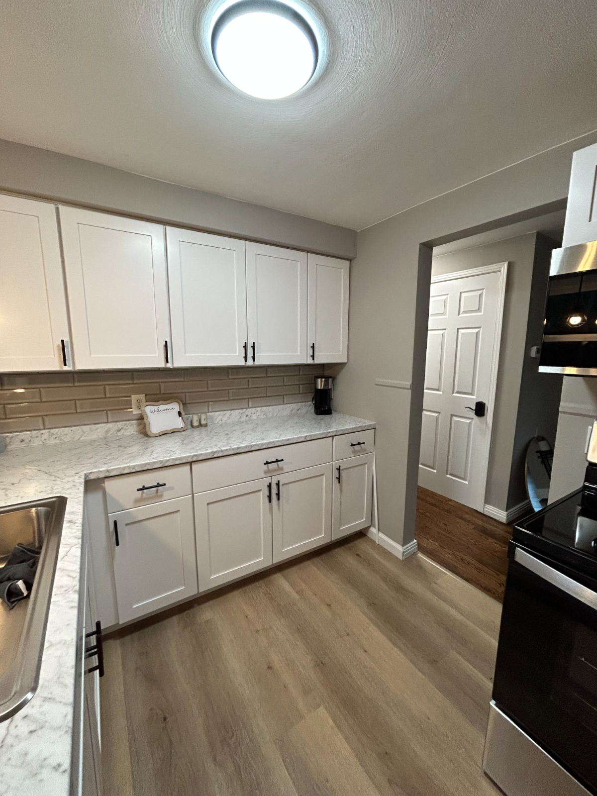 Home Away for Traveling Professionals - Photo 4