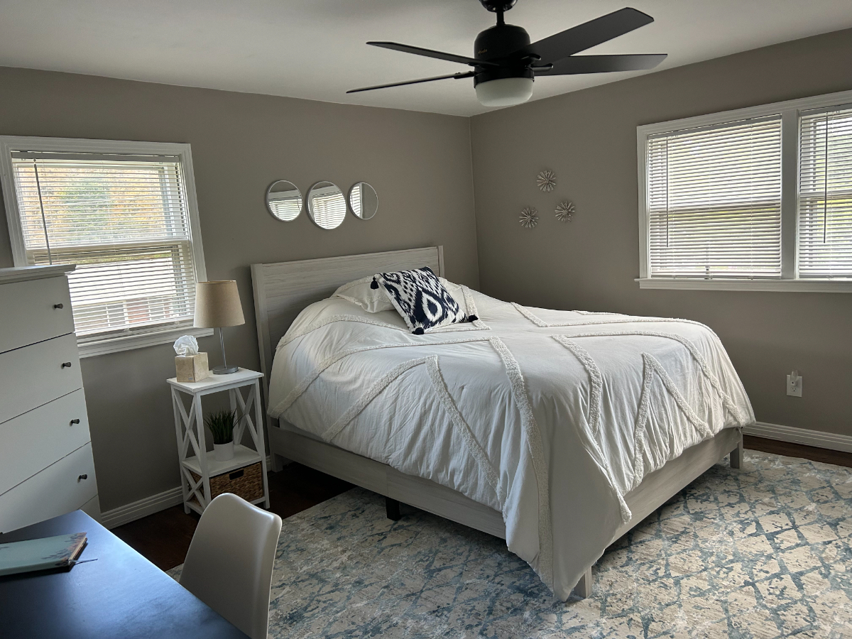 Home Away for Traveling Professionals - Photo 8