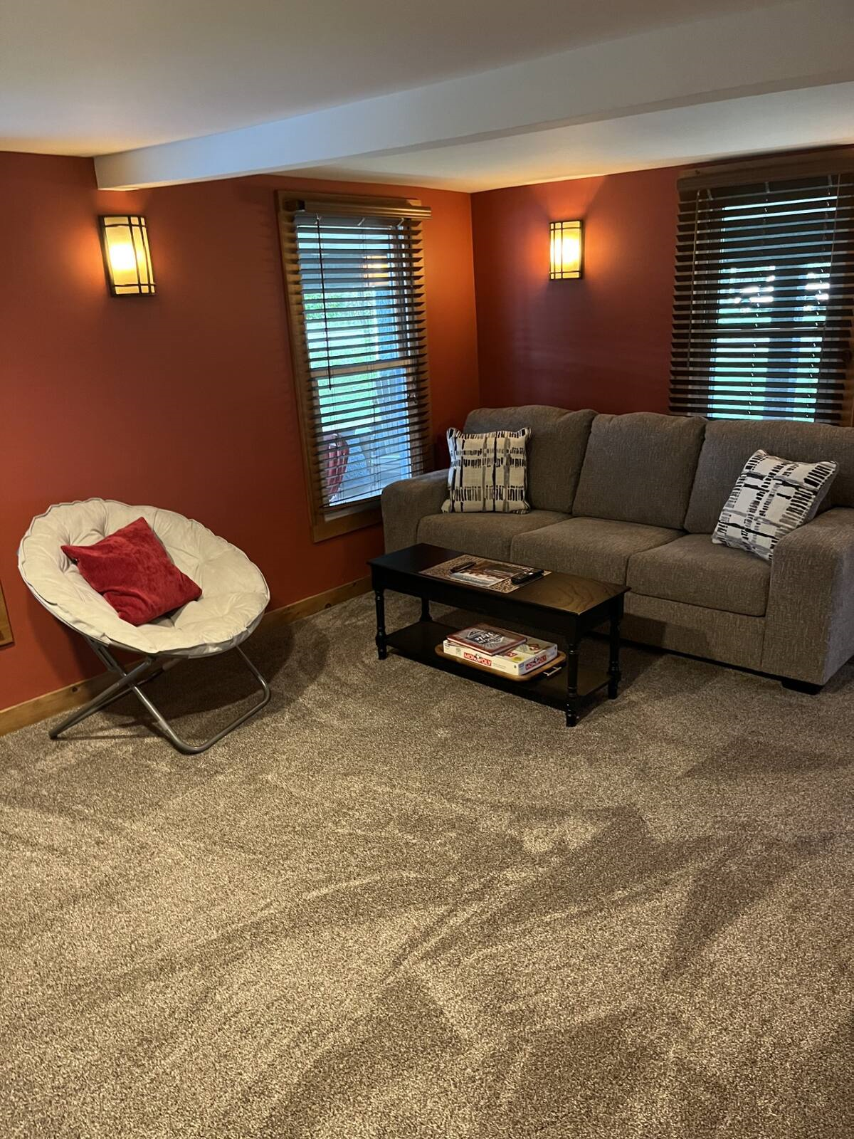Discover the Charm and Comfort of Shortsville - Your Home away from Home Awaits - Photo 7