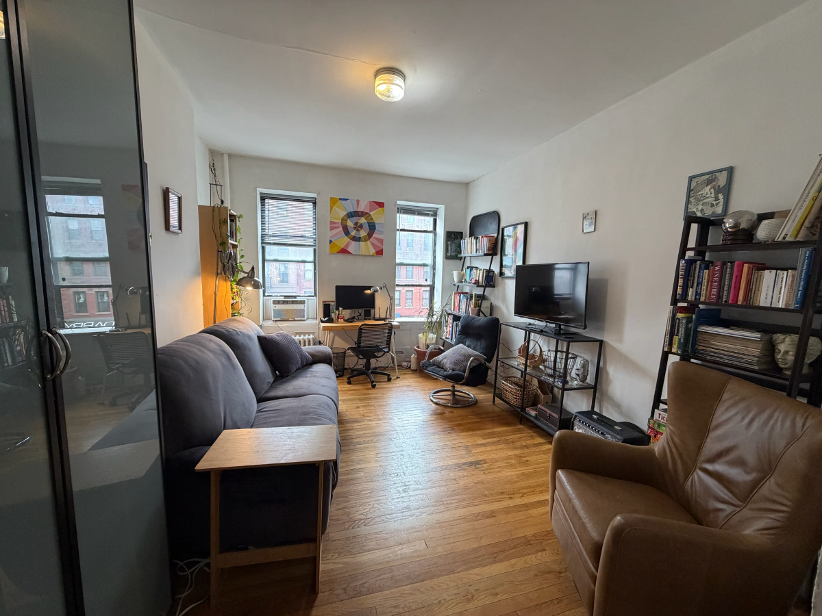 Huge Apartment on the Upper West Side - Photo 4
