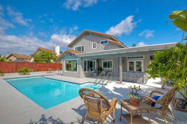 Quiet Luxury 4 bed 3 bath home with pool and view