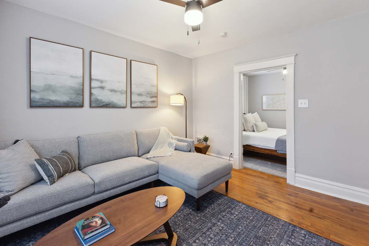 1E-Southwest Garden Suite a Quiet Parkside Retreat