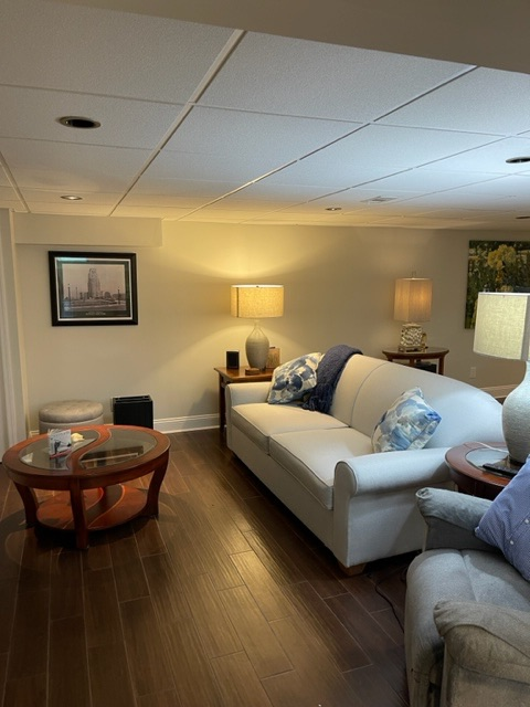 Complete finished basement with your own separate entrance - Photo 7