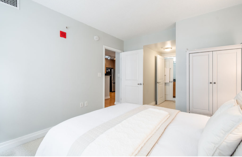 Fully Furnished Corporate Executive Rental - Move-in Ready in the Heart of DC, Walkable to White Hou - Photo 4