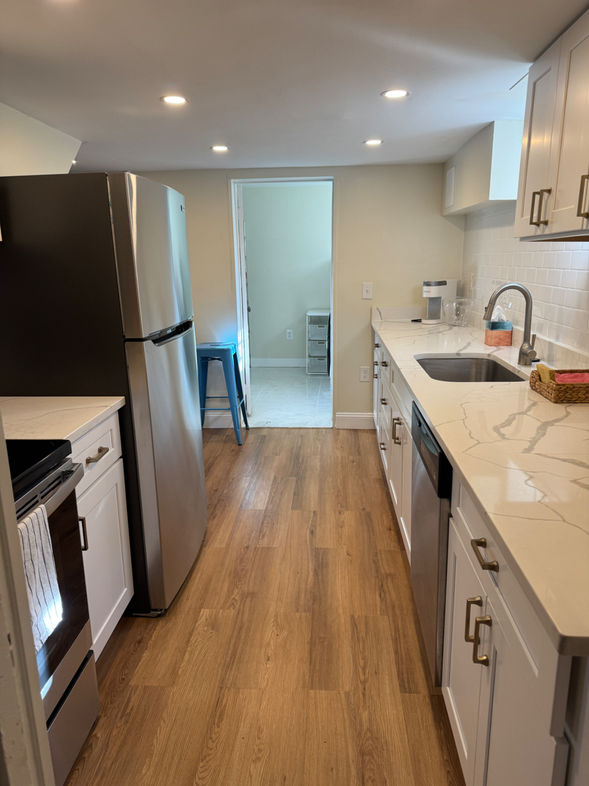 16th Street Heights English Basement - Sunny and Spacious One Bedroom and Office - Photo 9