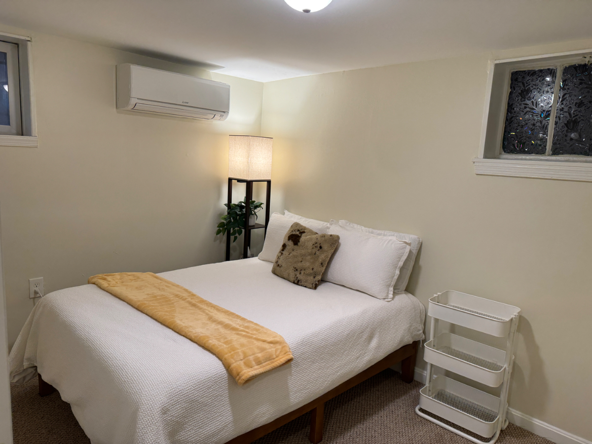 16th Street Heights English Basement - Sunny and Spacious One Bedroom and Office - Photo 12