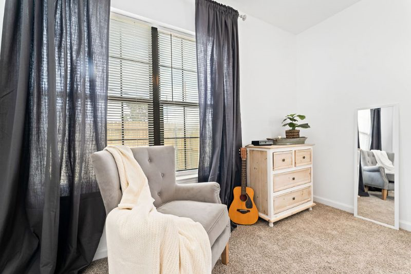 Cozy Fully Remodeled Home Close to all Lubbock Hospitals - Photo 3