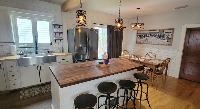 Entire Cozy Home - Photo 5