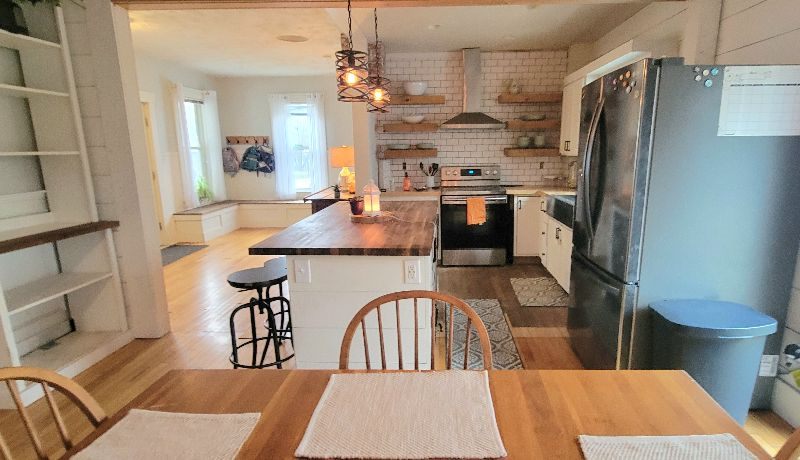 Entire Cozy Home - Photo 11