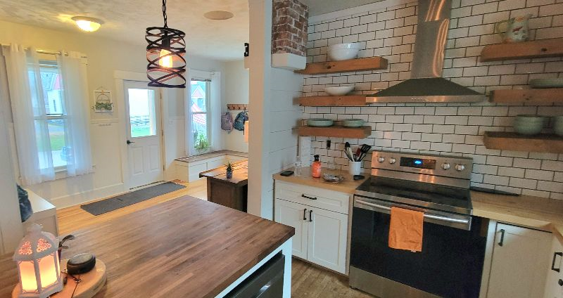 Entire Cozy Home - Photo 4