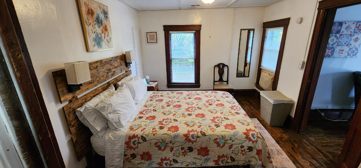 Separate 212 apartment in Watkins Glen - Photo 4